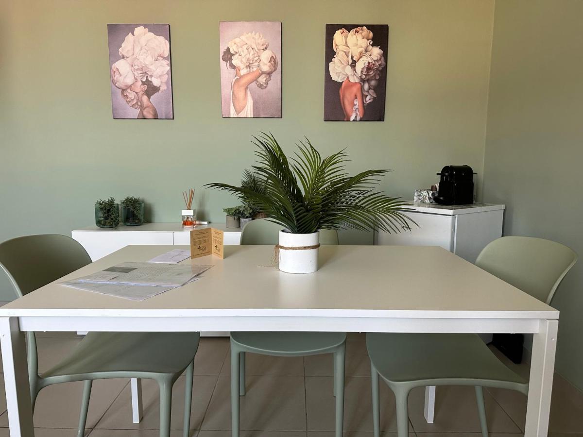 בארי Botanical Suite מראה חיצוני תמונה